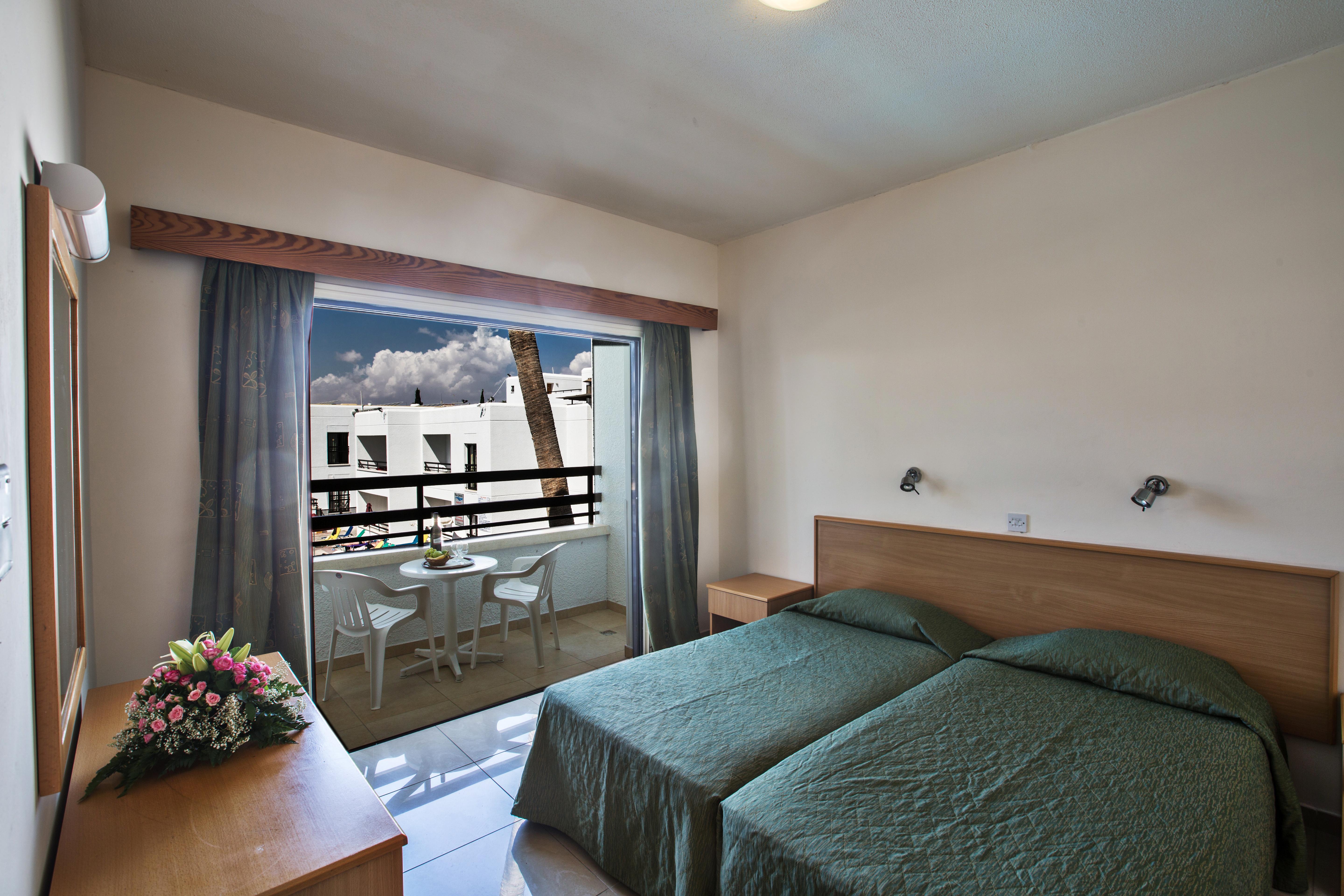 Anthea Hotel Apartments Ayia Napa Esterno foto
