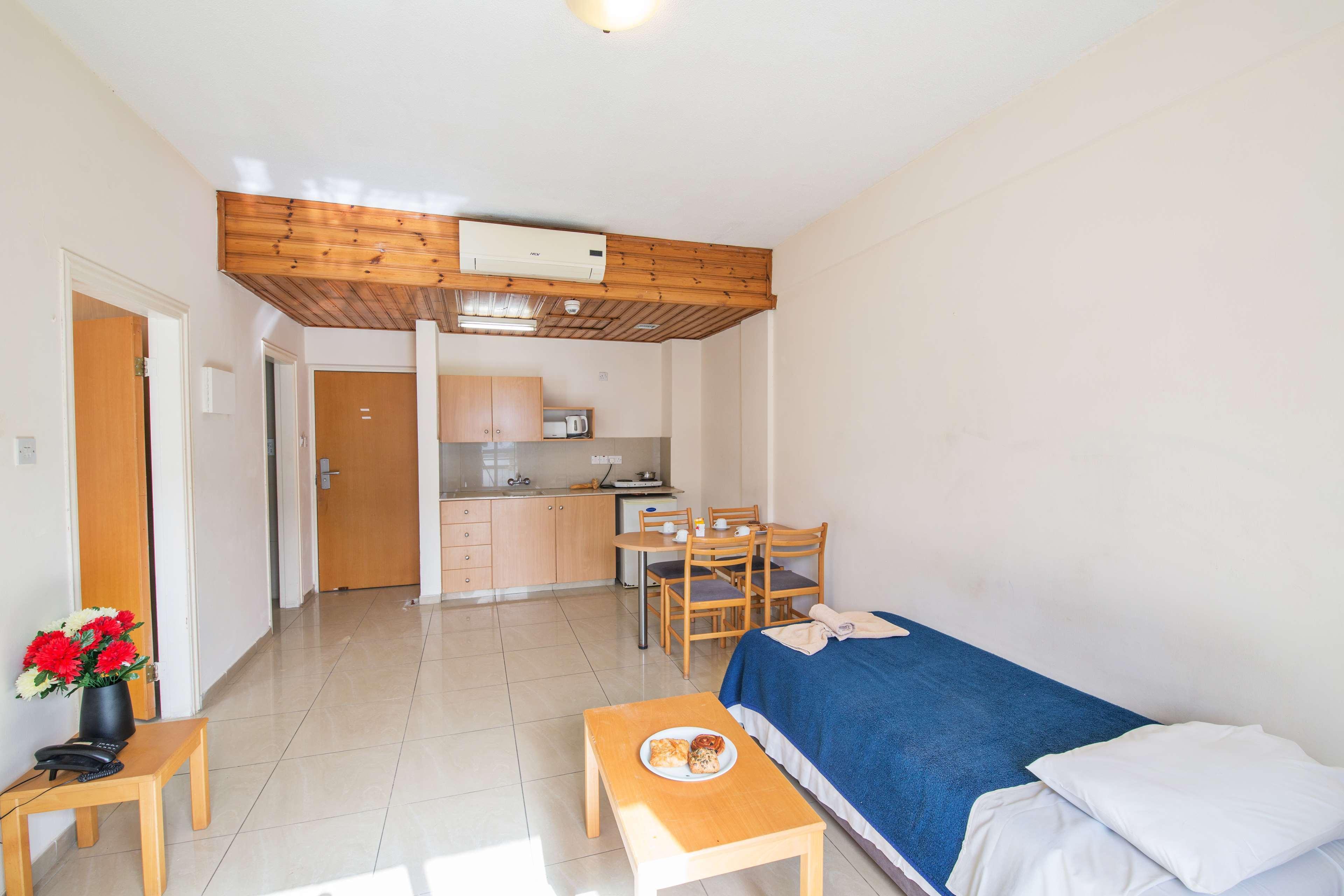 Anthea Hotel Apartments Ayia Napa Esterno foto