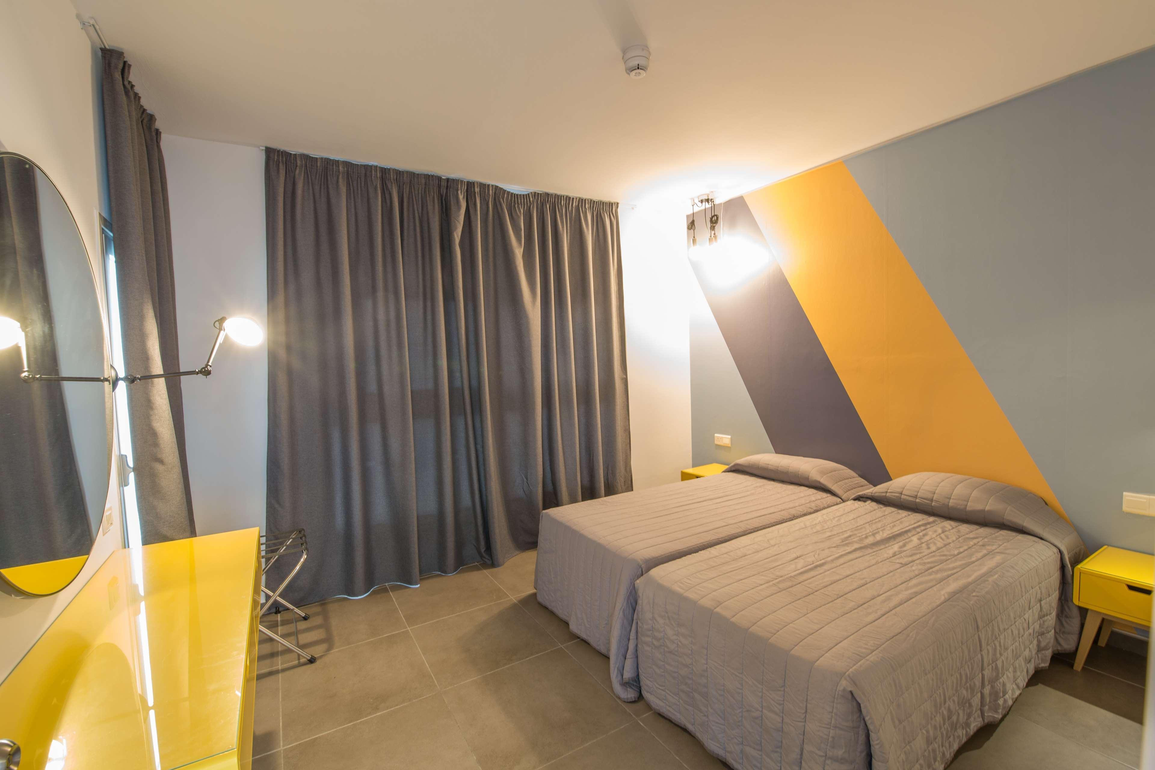 Anthea Hotel Apartments Ayia Napa Esterno foto