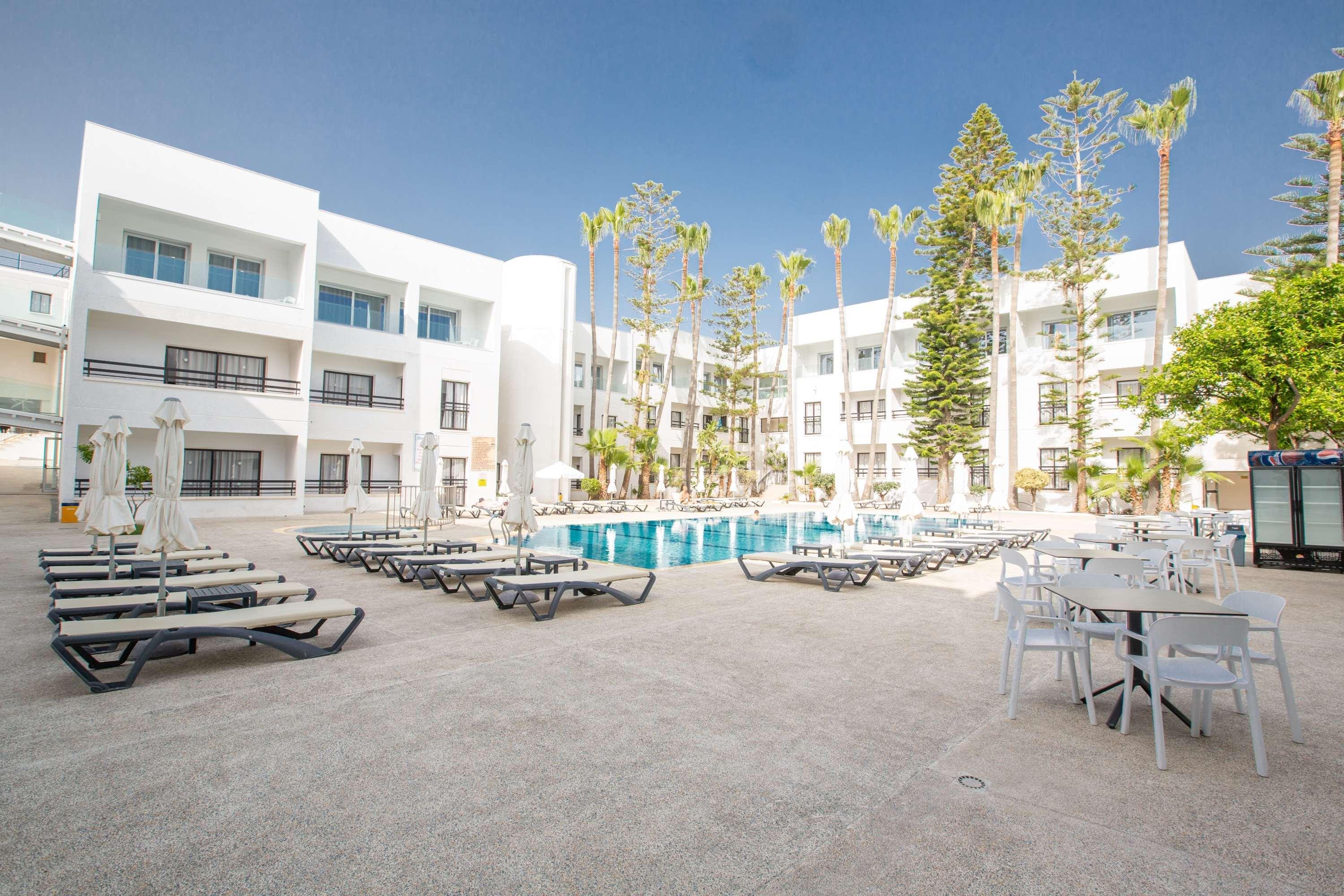 Anthea Hotel Apartments Ayia Napa Esterno foto